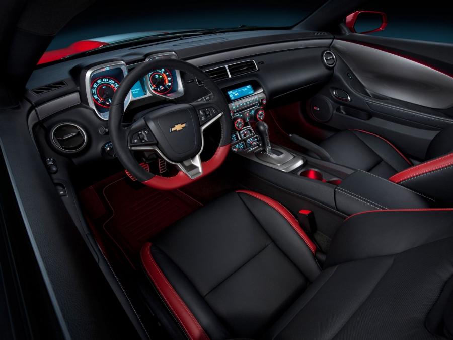  Chevrolet Camaro SS Red Flash Show Car 2010 года  (фото 4 из 9)